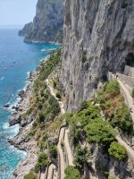 Insel Capri - Ausblick vom Augustusgarten auf die Via Krupp...
