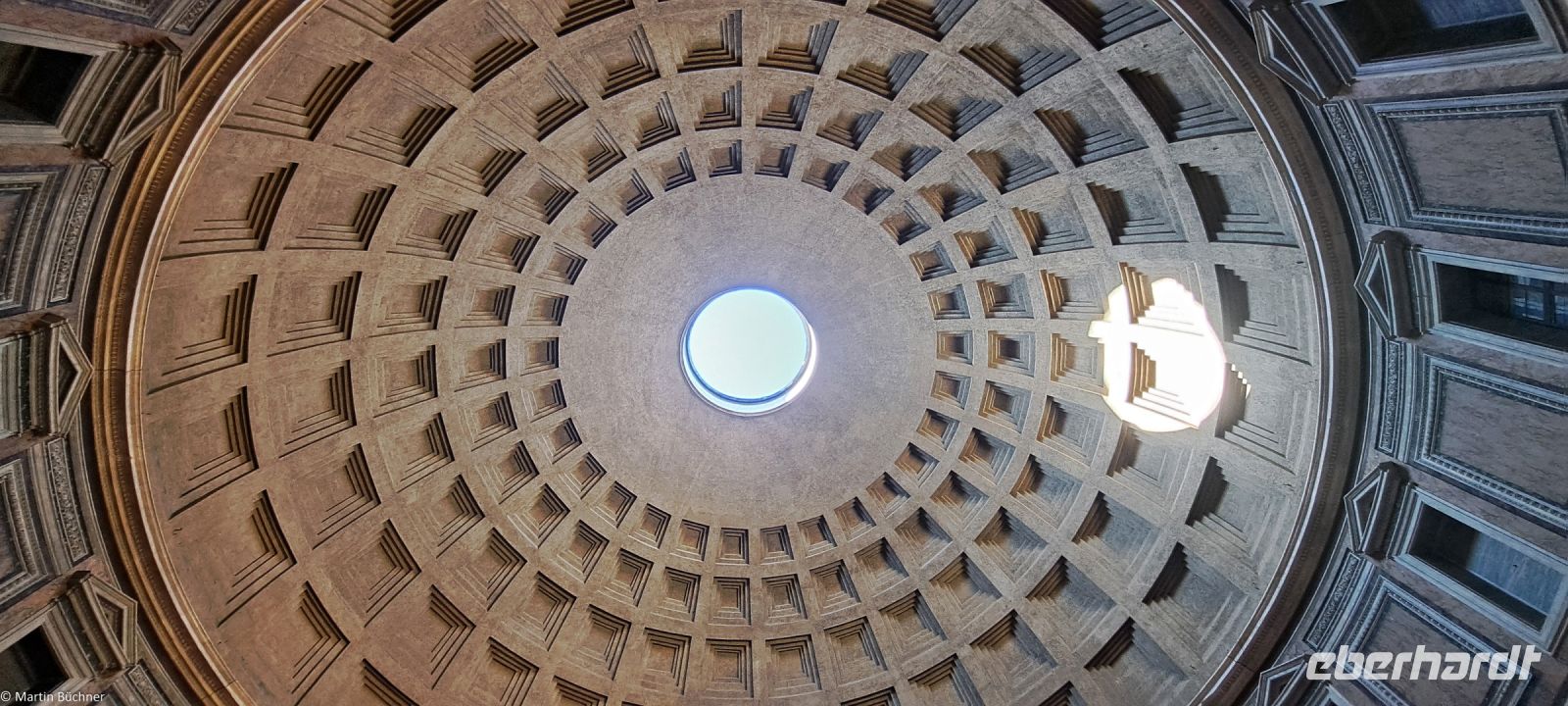 Rom - Pantheon - mit Sonnenuhr