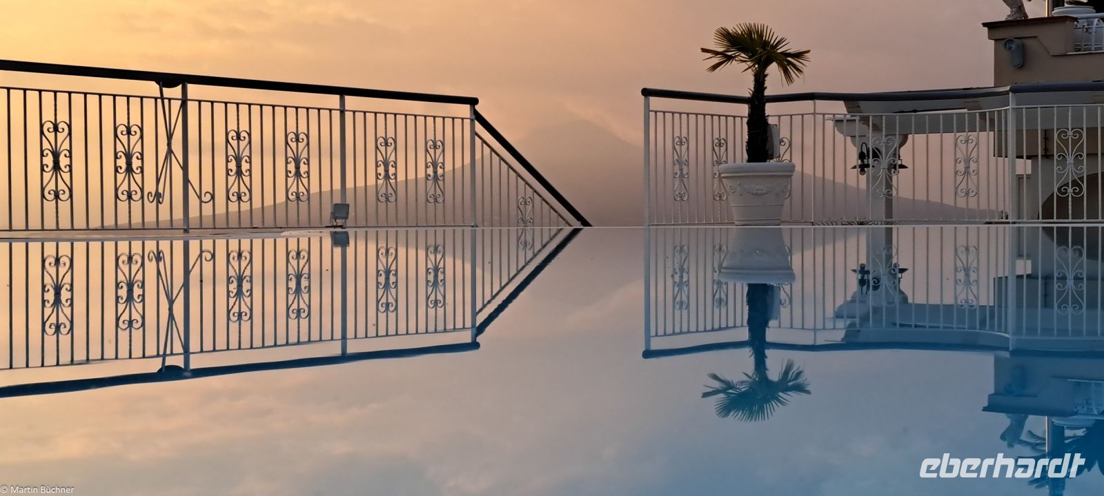 Hotel-Blick auf den Vulkan Vesuv