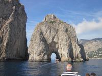 Capri_Inselrundfahrt_Liebesfelsen (1)