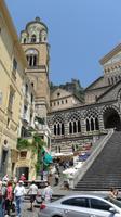 Blick zum Duomo in Amalfi