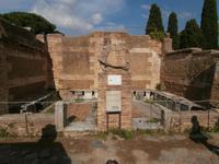 die Latrinen in Ostia Antica