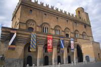 in der Altstadt von Orvieto ... (Palazzo del Capitano del Popolo)
