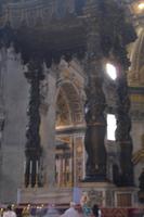 im Petersdom ... (Papstaltar)