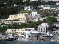 Schifffsrundfahrt um die Insel Capri (Marina Piccola)