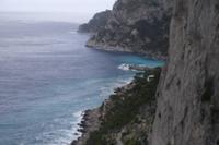 Ausblick vom Augustusgarten auf die Küste der Insel Capri 