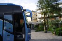 unser Bus vor dem Hotel in Riva del Garda