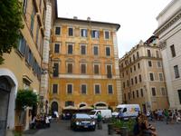 ... unterwegs in der Altstadt Roms ... (Piazza di Pietra)