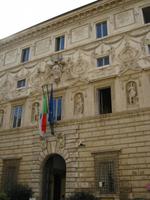 ....kunstvoll verziert