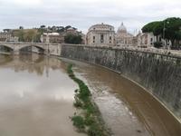 Der Tiber in Überbreite
