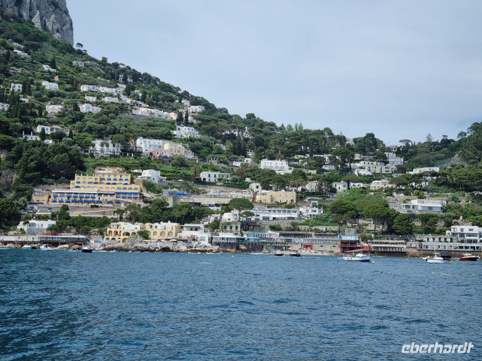 Insel Capri - Schifffahrt rund um die Insel... (Marina Piccola)