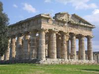 Paestum (Seitenansicht vom Hera-Tempel) 