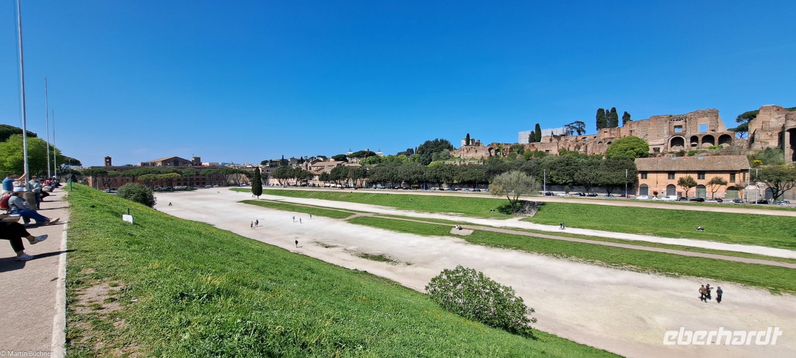 Rom - Antike Pferderennbahn - Circus Maximus mit Palatinhügel im Hintergrund