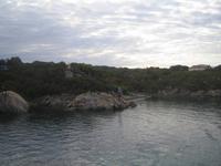 Wir fahren aus dem Hafen heraus. 