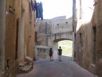 Weg zum Süßwasserbrunnen 