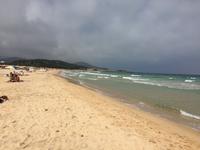 einer der traumhaften Strände an der Südostküste