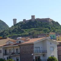Bosa u. Nuraghe Losa 