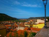  Bosa: Blick zum Meer