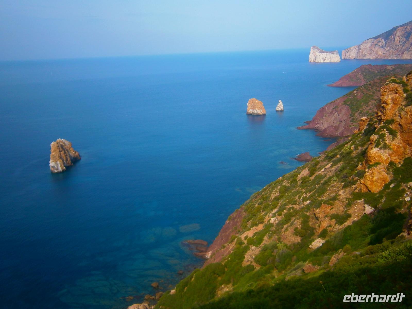   Küste mit der weißen Zuckerinsel