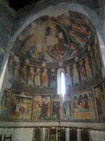 Innenansicht der Kirche Trinitá di Saccargia 