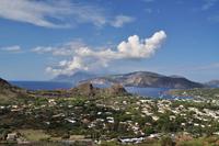 Aufstieg zum Gran Cratere - Blick nach Lipari und Salina (ganz im Hintergrund)