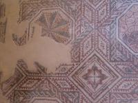 ornamentale Mosaike in den Gästezimmern 