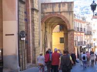 überall Tore und Durchgänge 