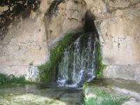 Wasser aus einem griechische Äquadukt 