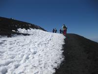 Auf dem Ätna liegt noch Schnee