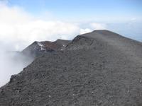 Ätna - auf dem Kraterrand
