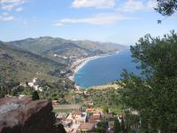 Taormina - Blick vom Griechischen Theater in Richtung Letojanni
