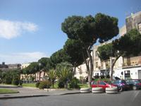 Catania - Piazza Federico di Svevia mit Wohnhäusern und 