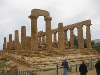Tal der Tempel bei Agrigento - Reste des Hera-Tempels 