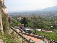 ... mit Blick auf die Bucht von Palermo