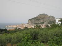 ...statten wir Cefalu noch einen Besuch ab