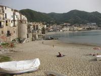 Der Stadtstrand von Cefalu 
