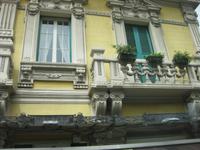 reich verzierte Häuser in Messina