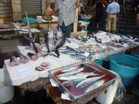 Auf dem Fischmarkt in Catania