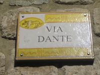 sikanischer Wolf auf dem Straßenschild von Sant Angelo 