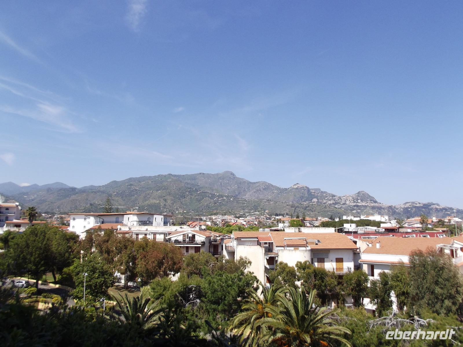Giardini Naxos - Blick aus dem Hotelfenster