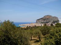  Blick auf Cefalu