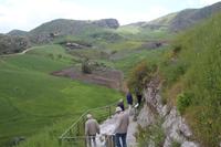 Sant'Angelo Muxaro, Abstieg zu einer Grabkammer