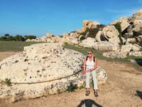 Tempelruine nach Erdbeben.