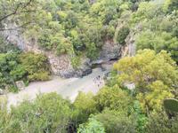 Eine 600 m tiefe Schlucht.