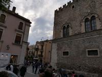 Taormina eine Hügelstadt.