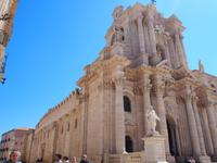 Syrakus: Dom mit dorischen Säulen