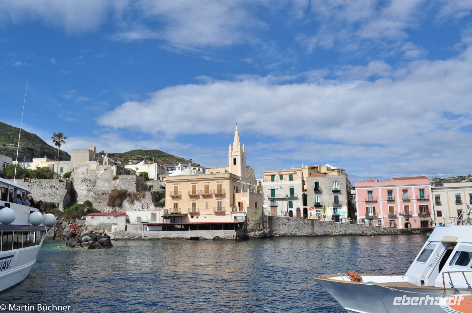 Insel Lipari - Lipari Stadt - Marina Corta