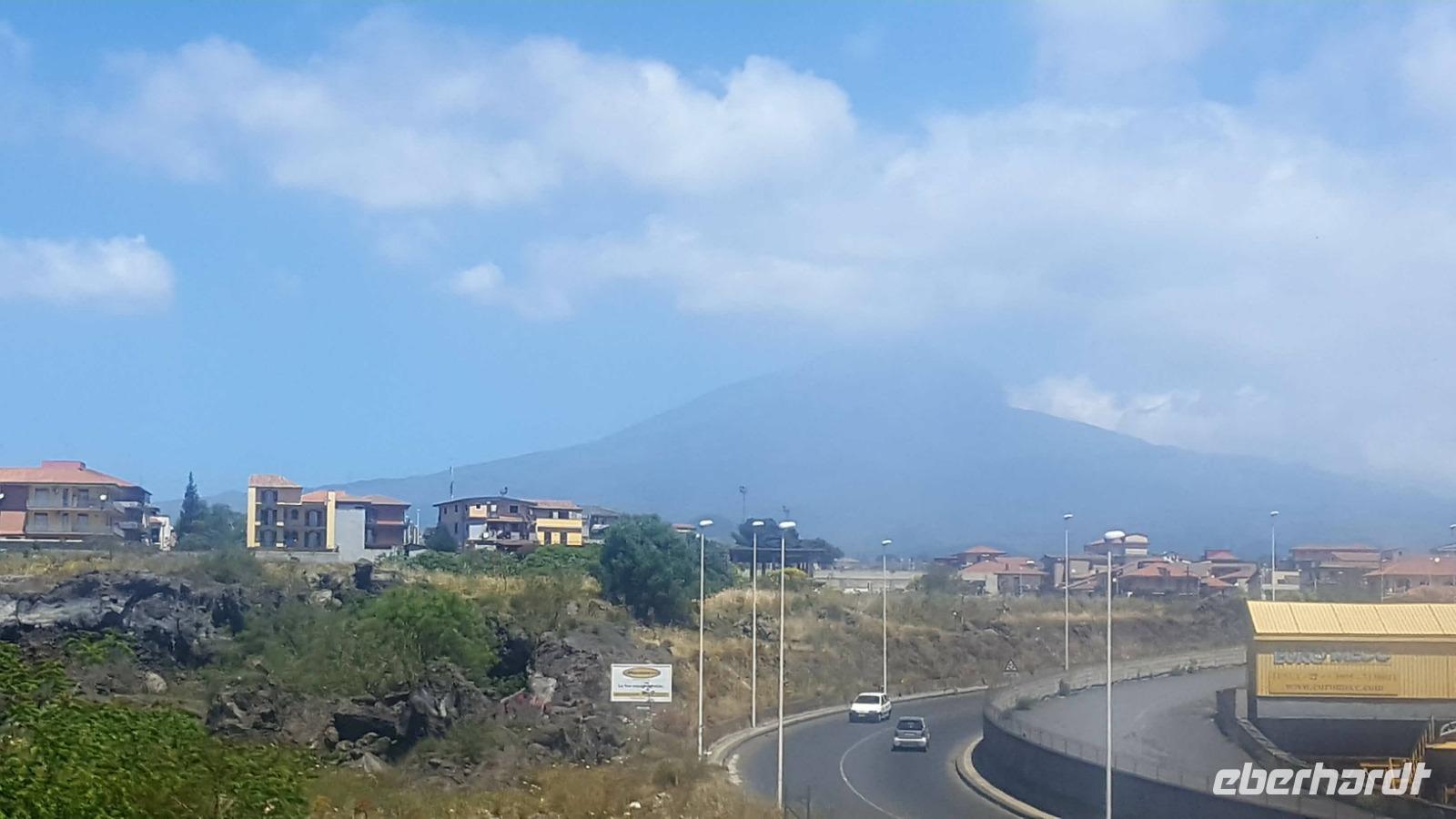 Erster Blick auf den Ätna