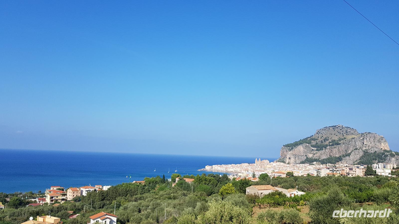 Blick auf Cefalu