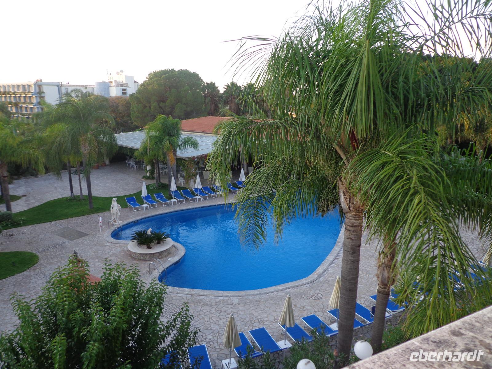  Hotel-Pool in Giardini Naxos